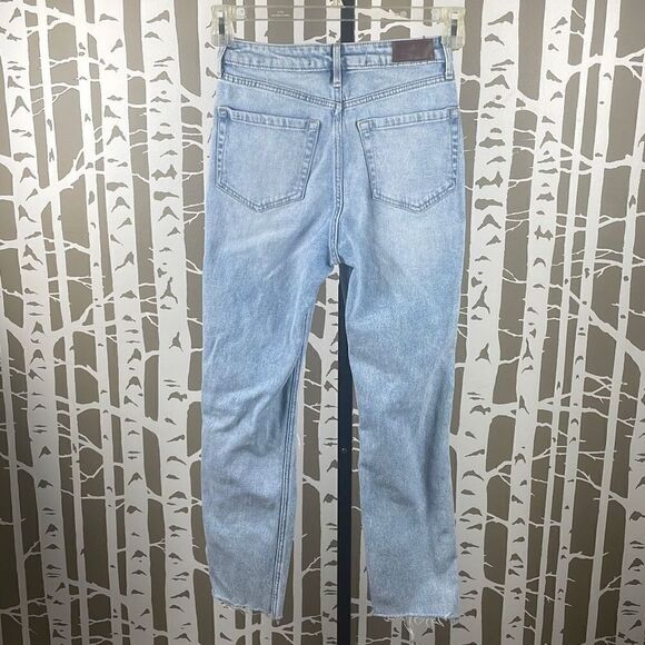 Hollister Ultra High-Rise Mom Jean Super Distressed Light Wash sz W24 L27 - Picture 6 of 11